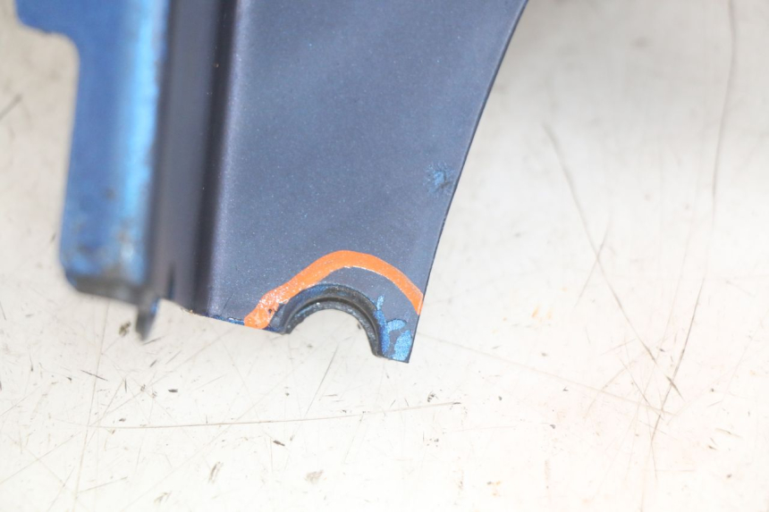 photo de COPERCHIO SOTTO SELLA PEUGEOT SPEEDFIGHT LC 50 (1996 - 2002) - Stato della superficie e materiale