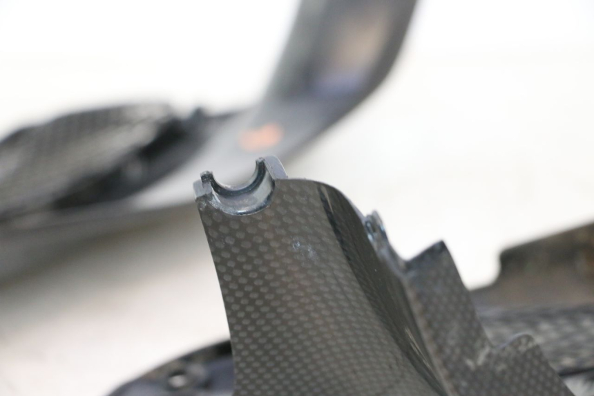 photo de COPERCHIO SOTTO SELLA PEUGEOT SPEEDFIGHT LC 50 (1996 - 2002) - Vista d'insieme del prodotto