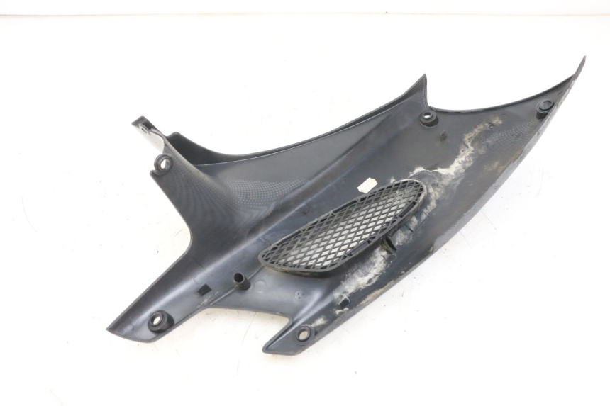 photo de CACHE SOTTO SELLA PEUGEOT SPEEDFIGHT 100 (1997 - 2007) - Stato della superficie e materiale