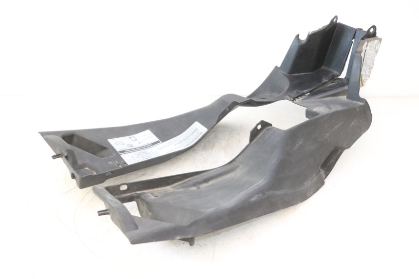 photo de CARENA SOTTO SELLA CAN-AM SPYDER RS 1000 (2008 - 2012) - Vista principale
