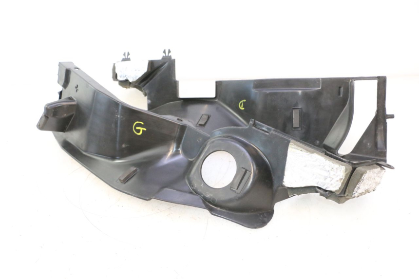 photo de CARENA SOTTO SELLA CAN-AM SPYDER RS 1000 (2008 - 2012) - Zoom sullo stato d'uso