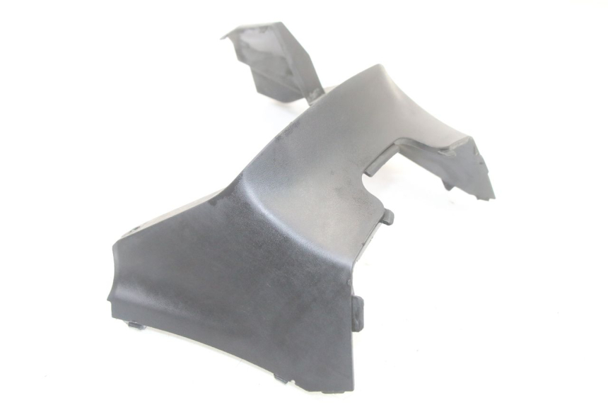 photo de CARENA SOTTO SELLA SUZUKI BURGMAN 125 (2015 - 2017) - Zoom sullo stato d'uso