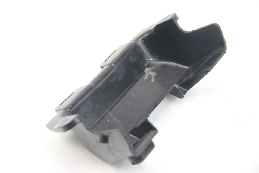 photo de COPERCHIO SOTTO SELLA SUZUKI SV S 650 (1999 - 2002) - Zoom sullo stato d'uso