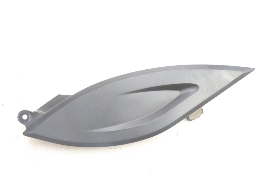photo de CARENA SOTTO SELLA YAMAHA TDM ABS 900 (2002 - 2014) - Zoom sullo stato d'uso