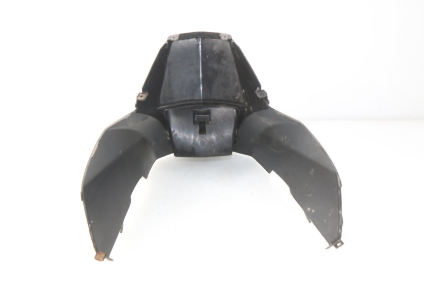 photo de COPERCHIO SOTTO SELLA PEUGEOT VIVACITY NEW 4T 50 (2008 - 2017) - Altra angolazione