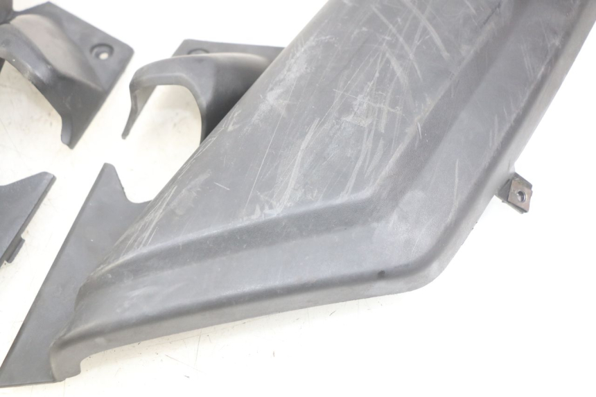 photo de COPERCHIO SOTTO SELLA YAMAHA XMAX X-MAX 125 (2006 - 2009) - Vista d'insieme del prodotto