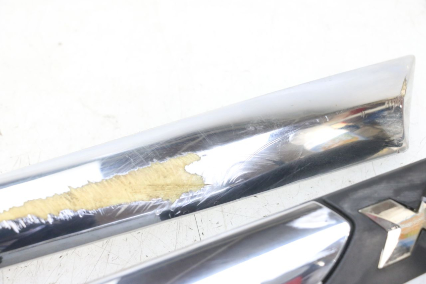 photo de CARENA SOTTO SELLA PIAGGIO XEVO - X EVO 125 (2007 - 2017) - Altra angolazione