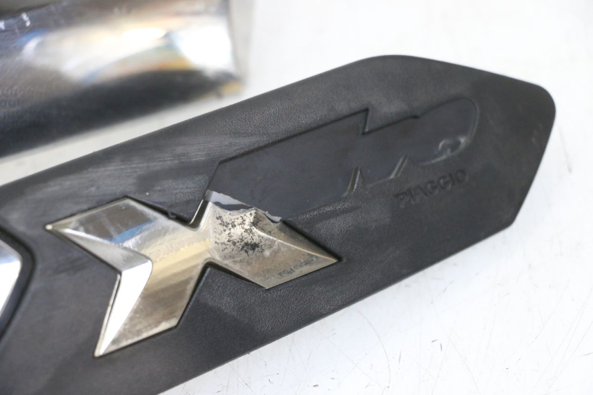 photo de CARENA SOTTO SELLA PIAGGIO XEVO - X EVO 125 (2007 - 2017) - Primo piano tecnico