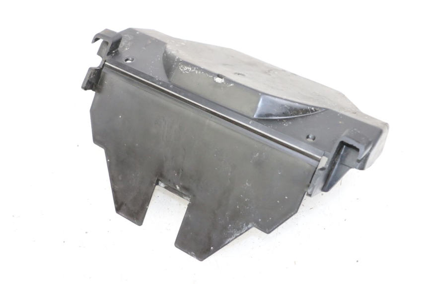 photo de CARENA SOTTO SELLA YAMAHA XJ F 900 (1983 - 1994) - Zoom sullo stato d'uso