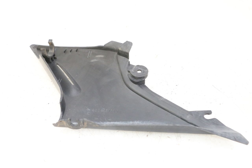 photo de CARENA SOTTO SELLA YAMAHA XJN DIVERSION 600 (2000 - 2003) - Zoom sullo stato d'uso