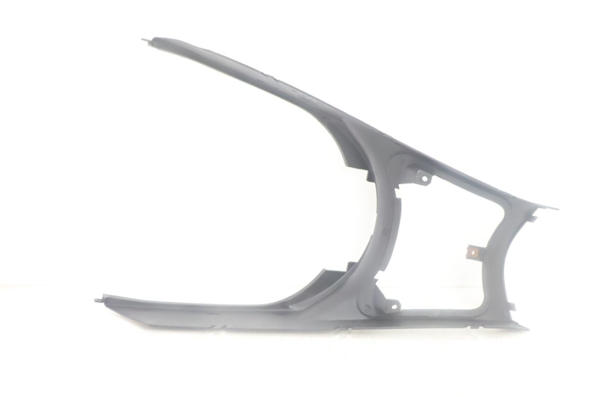 photo de CARENA SOTTO SELLA YAMAHA YP MAJESTY 125 (2007 - 2010) - Stato della superficie e materiale