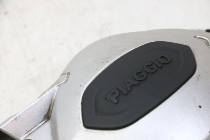 photo de CARTER TRASMISSIONE PIAGGIO MP3 LT 300 (2010 - 2016) - Dettagli dei punti di fissaggio