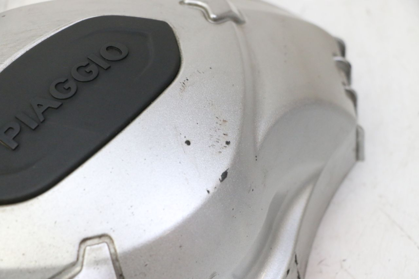 photo de CARTER TRASMISSIONE PIAGGIO MP3 LT 300 (2010 - 2016) - Stato della superficie e materiale