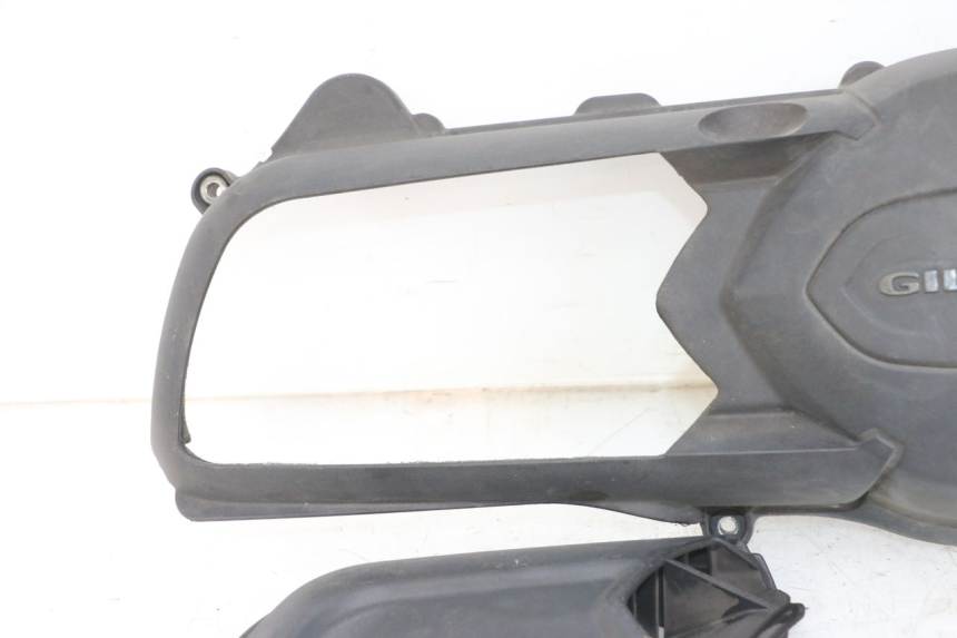 photo de COPERCHIO DELLA TRASMISSIONE GILERA NEXUS 125 (2009 - 2013) - Dettagli dei punti di fissaggio