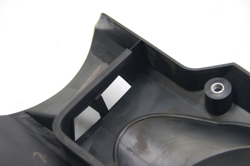 photo de COPERCHIO TRASMISSIONE SUZUKI SIXTEEN 125 (2008 - 2010) - Altra angolazione