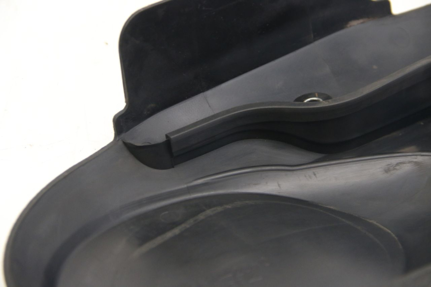 photo de COPERCHIO TRASMISSIONE SUZUKI SIXTEEN 125 (2008 - 2010) - Dettagli dei punti di fissaggio