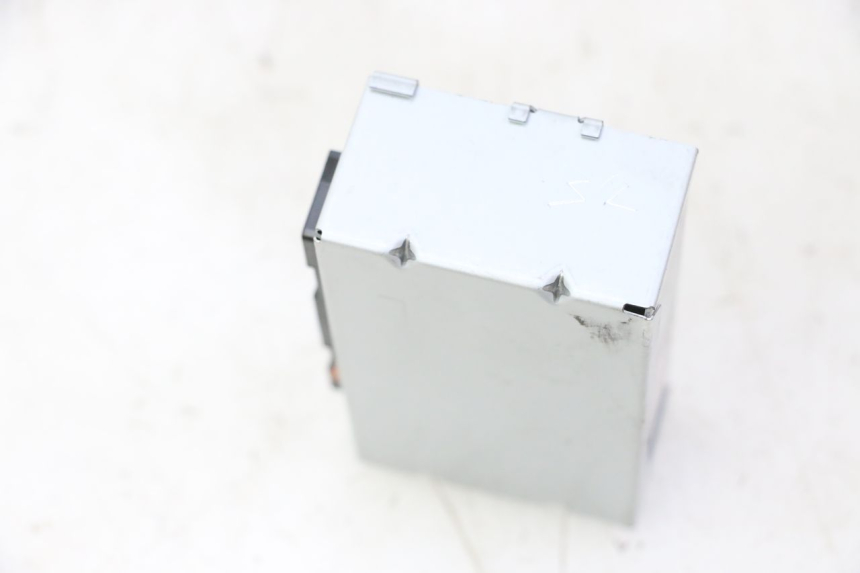 photo de CALCOLATORE ABS YAMAHA TDM ABS 900 (2002 - 2014) - Dettaglio del componente