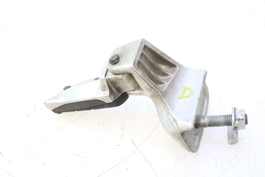 photo de PEDANA POSTERIORE DESTRA BMW C1 125 (2000 - 2003) - Altra angolazione