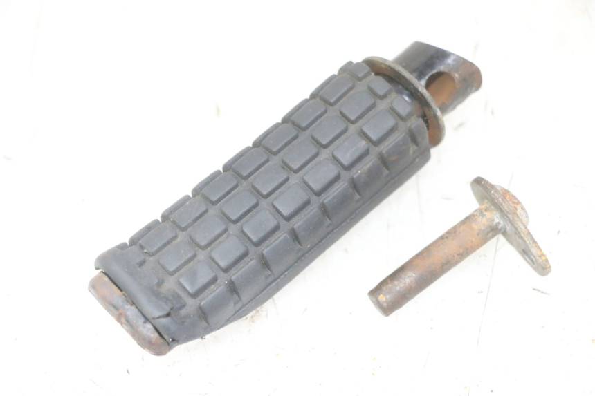 photo de PEDANA POSTERIORE DESTRA HONDA CBF 500 (2004 - 2007) - Vista principale