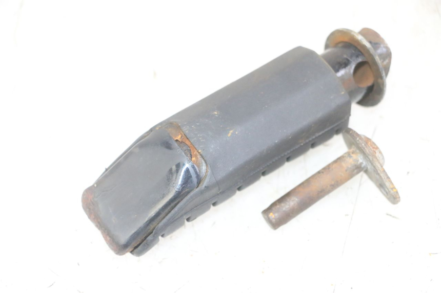 photo de PEDANA POSTERIORE DESTRA HONDA CBF 500 (2004 - 2007) - Primo piano tecnico