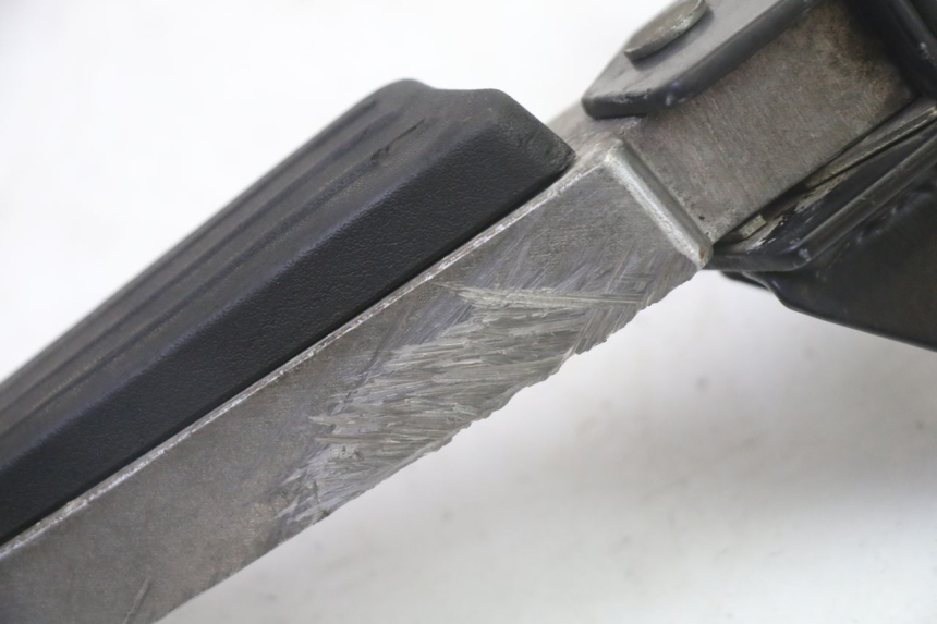 photo de PIANTAFERRO POSTERIORE DESTRO PEUGEOT CITYSTAR 50 (2013 - 2017) - Altra angolazione