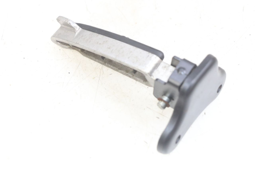 photo de PIANTAFERRO POSTERIORE DESTRO PEUGEOT DJANGO 4T 50 (2014 - 2019) - Zoom sullo stato d'uso