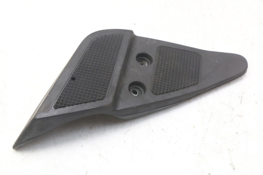 photo de PIANTAFERRO POSTERIORE DESTRO HONDA FES PANTHEON 2T 125 (1998 - 2002) - Zoom sullo stato d'uso