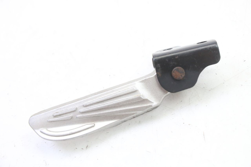 photo de PEDANA POSTERIORE DESTRA SYM FIDDLE 3 III 50 (2014 - 2020) - Dettaglio del componente