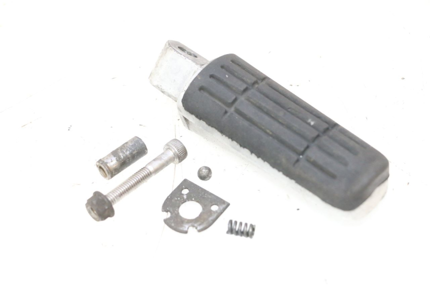 photo de PEDANA POSTERIORE DESTRA YAMAHA FJR 1300 (2001 - 2005) - Vista principale
