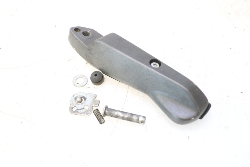 photo de PEDANA POSTERIORE DESTRA HONDA FJS SILVER WING SILVERWING 400 (2005 - 2008) - Primo piano tecnico