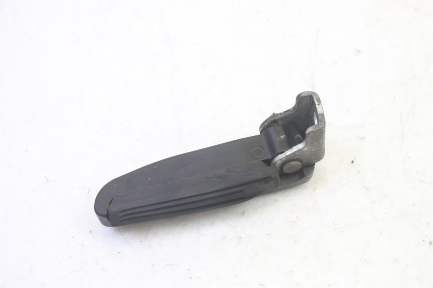 photo de PEDANA POSTERIORE DESTRA PIAGGIO FLY 4T 50 (2013 - 2017) - Vista d'insieme del prodotto