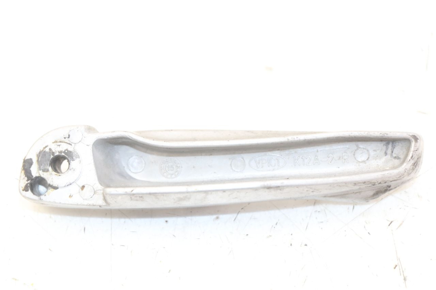 photo de PEDANA POSTERIORE DESTRA HONDA FORZA 125 (2015 - 2016) - Zoom sullo stato d'uso