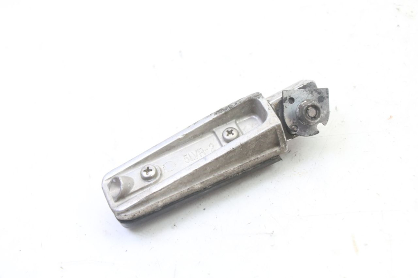 photo de PEDANA POSTERIORE DESTRA YAMAHA FZ6 FAZER S2 600 (2007 - 2011) - Primo piano tecnico