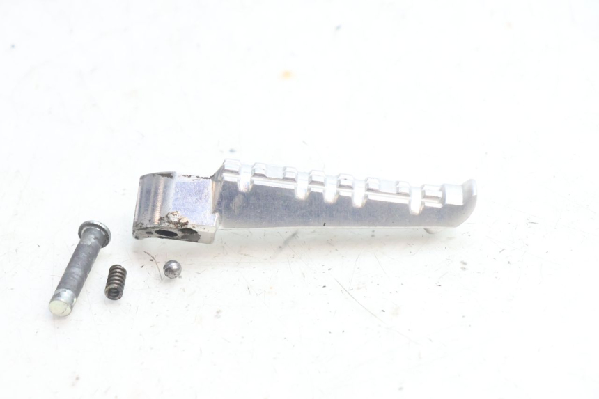 photo de PEDANA POSTERIORE DESTRA YAMAHA FZ8 800 (2010 - 2016) - Dettaglio del componente