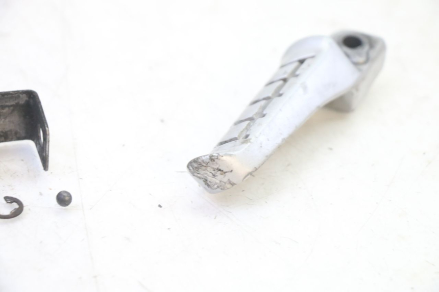 photo de PEDANA POSTERIORE DESTRA BMW G310 R 310 (2016 - 2020) - Vista d'insieme del prodotto