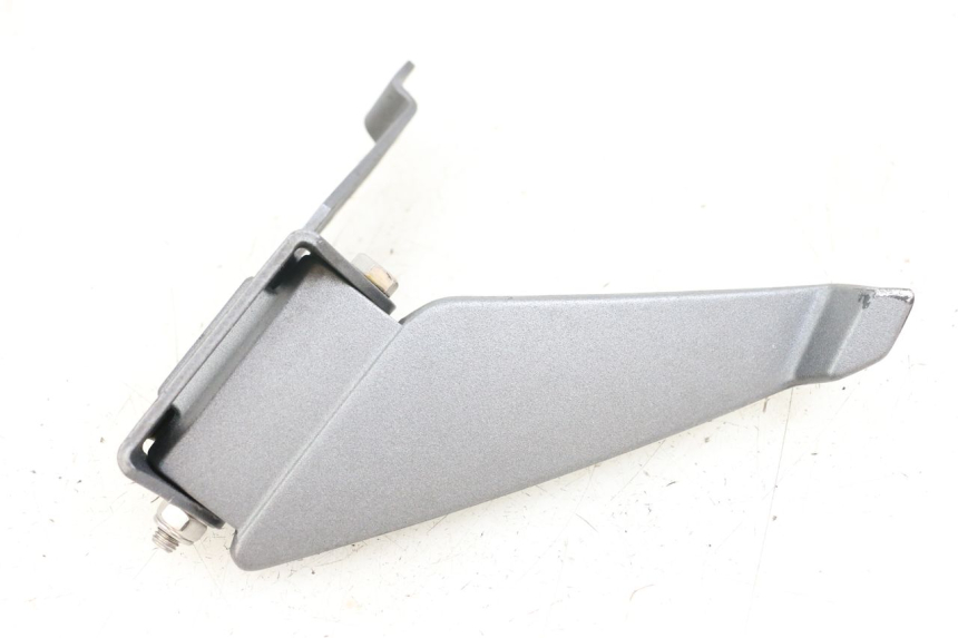 photo de PEDANA POSTERIORE DESTRA PEUGEOT GEOPOLIS RS 125 (2007 - 2009) - Altra angolazione