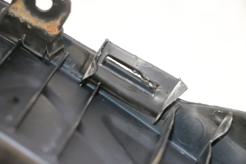 photo de PEDANA POSTERIORE DESTRA KYMCO GRAND DINK 125 (2008 - 2014) - Altra angolazione