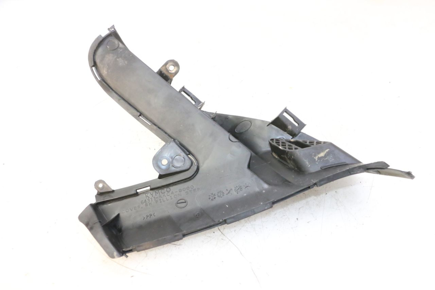 photo de PEDANA POSTERIORE DESTRA KYMCO GRAND DINK 125 (2008 - 2014) - Dettagli dei punti di fissaggio