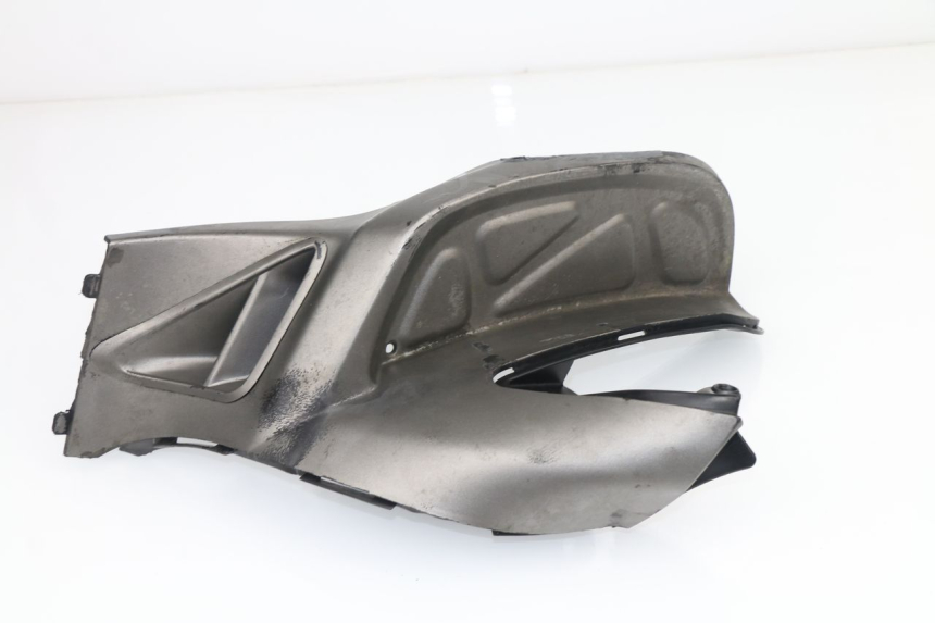 photo de Poggiapiedi posteriore destro KYMCO GRAND DINK 125 (2002 - 2007) - Primo piano tecnico