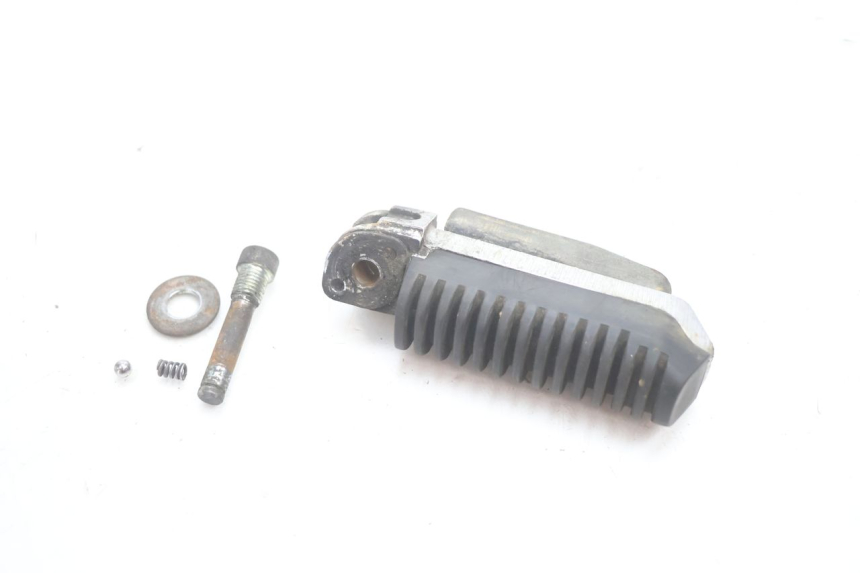photo de PEDANA POSTERIORE DESTRA SUZUKI GSF N BANDIT 1200 (2001 - 2005) - Zoom sullo stato d'uso