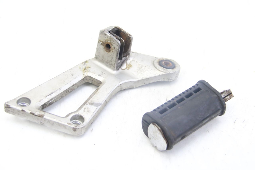 photo de PIANTAFERRO POSTERIORE DESTRO SUZUKI GSX-F GSX  F 1100 (1988 - 1994) - Vista principale