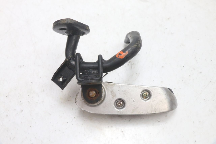 photo de PEDANA POSTERIORE DESTRA SYM GTS EVO 125 (2009 - 2013) - Primo piano tecnico