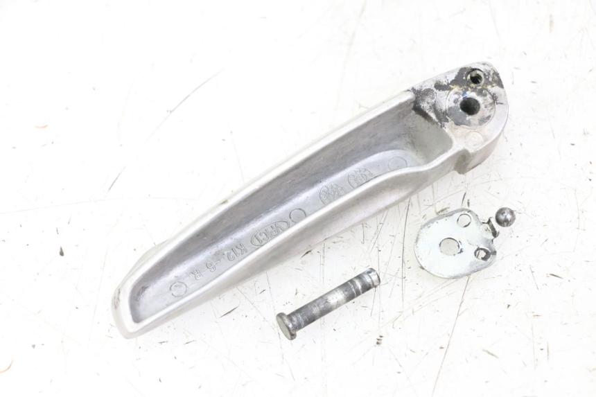 photo de PEDANA POSTERIORE DESTRA HONDA FORZA 125 (2021 - 2025) - Primo piano tecnico