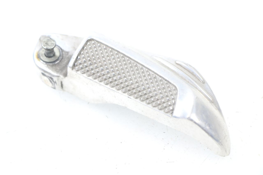 photo de Poggiapiedi posteriore destro HONDA NHX LEAD 110 (2008 - 2010) - Altra angolazione