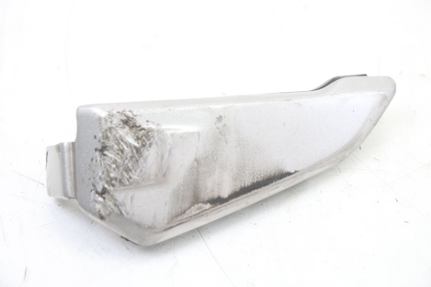 photo de PEDANA POSTERIORE DESTRA HONDA SH i 300 (2015 - 2020) - Zoom sullo stato d'uso