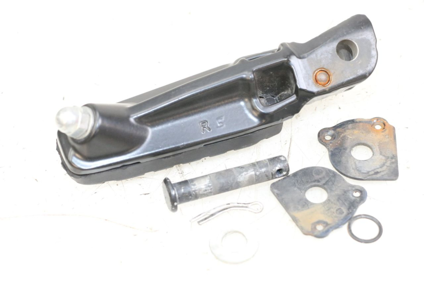 photo de PEDANA POSTERIORE DESTRA HUSQVARNA SVARTPILEN 401 (2018 - 2023) - Altra angolazione