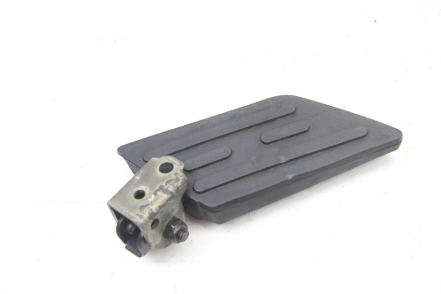 photo de PEDANA POSTERIORE DESTRA PEUGEOT KISBEE 2T 50 (2018 - 2022) - Zoom sullo stato d'uso