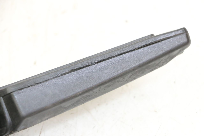 photo de PIANTAFERRO POSTERIORE DESTRO PEUGEOT KISBEE 4T 50 (2010 - 2017) - Zoom sullo stato d'uso