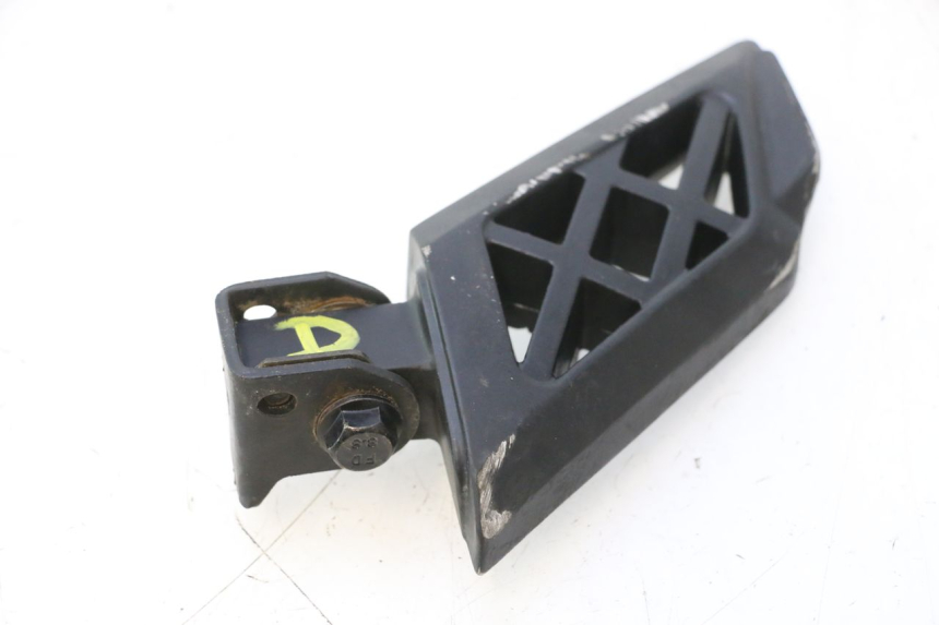 photo de PEDANA POSTERIORE DESTRA PEUGEOT KISBEE 4T 50 (2023 - 2026) - Altra angolazione