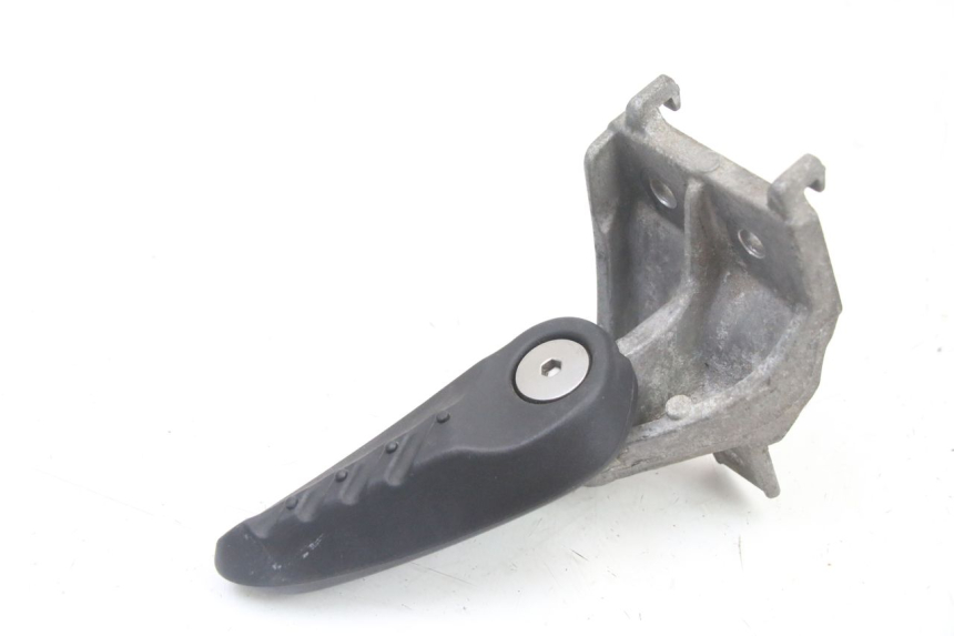 photo de PEDANA POSTERIORE DESTRA MBK OVETTO ONE 2T 50 (2013 - 2017) - Vista principale